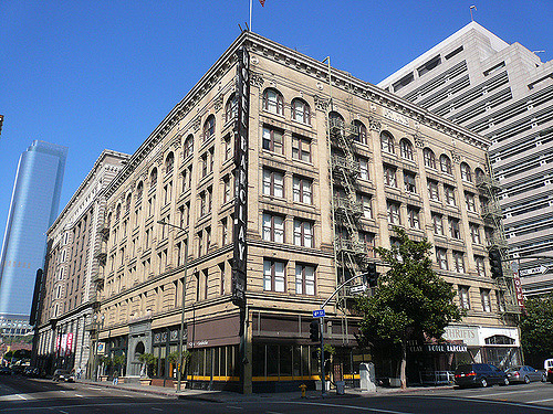 Walking Through Downtown LA's Hidden Tunnels and Forgotten Speakeasies ...